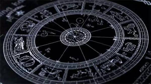 3,个人星盘占卜:想要学习占卜,塔罗牌和占星,星盘哪一个更好一些?