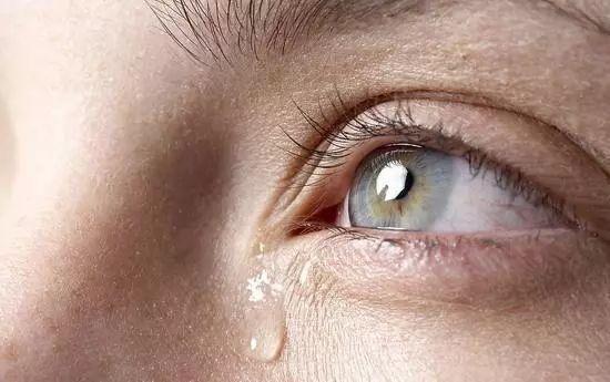 为什么人死前都会流泪不是封建迷信是有科学依据的